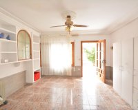 Revente - Town House -
Torrevieja - Costa Blanca
