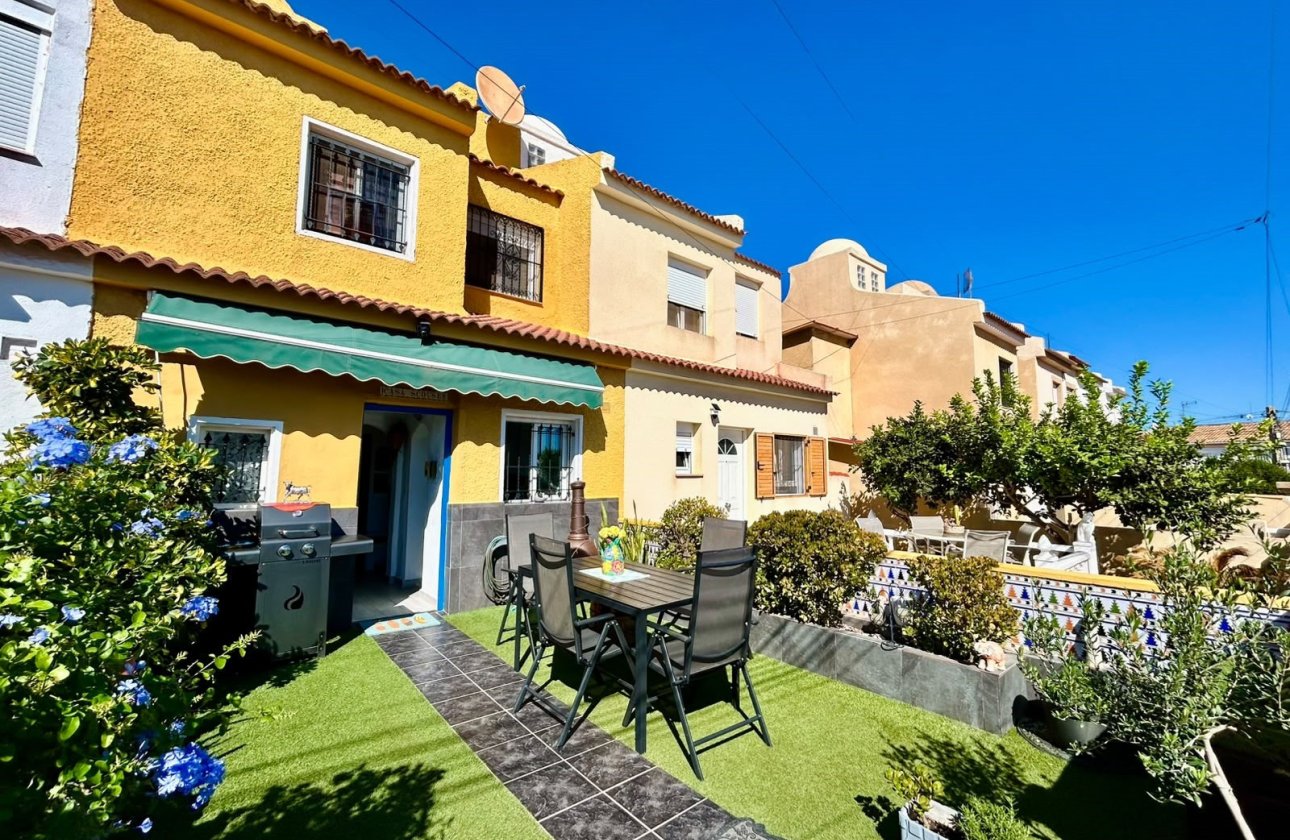 Revente - Town House -
Torrevieja - Costa Blanca