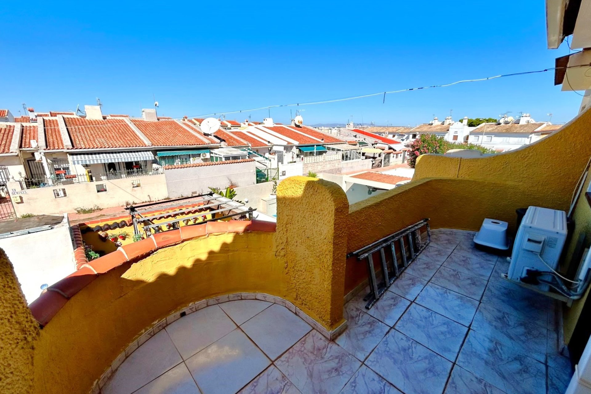 Revente - Town House -
Torrevieja - Costa Blanca