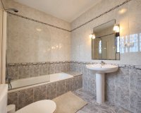 Revente - Town House -
Torrevieja - Costa Blanca