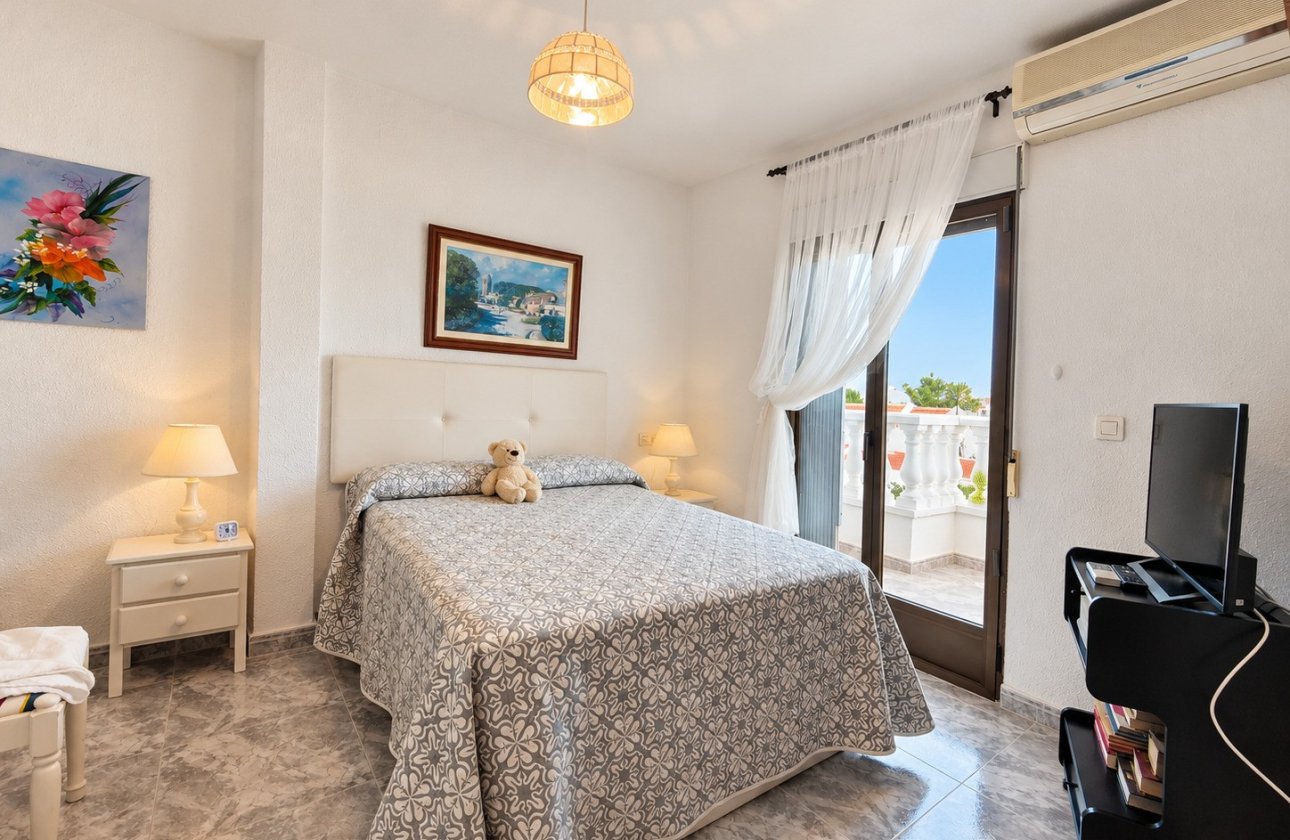 Revente - Town House -
Torrevieja - Costa Blanca