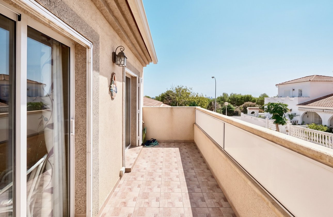 Revente - Town House -
Torrevieja - Costa Blanca