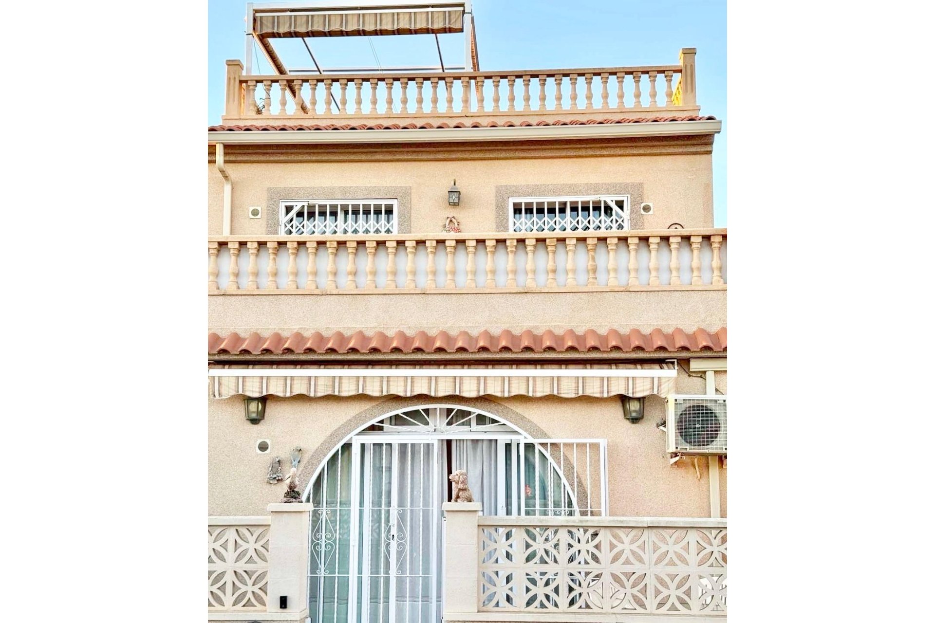 Revente - Town House -
Torrevieja - Costa Blanca