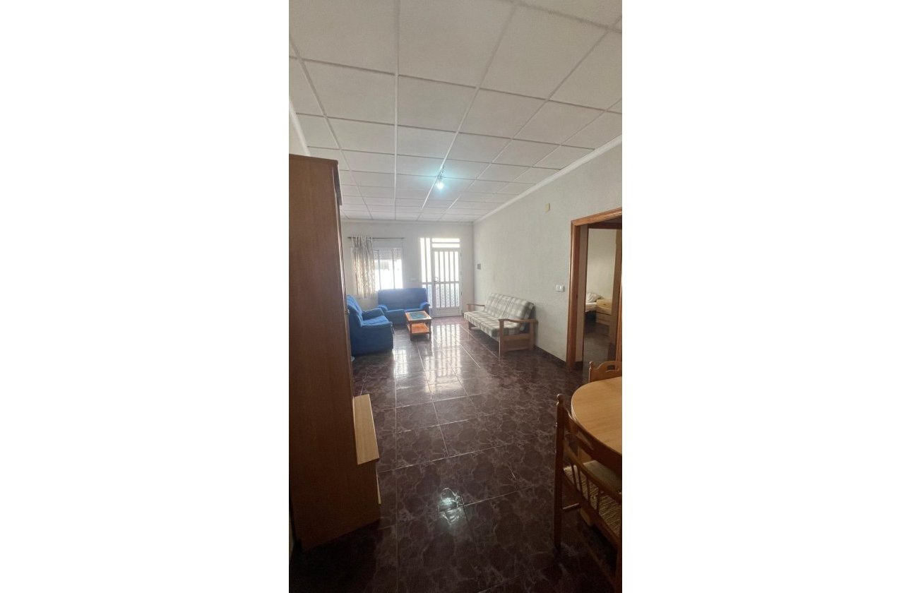 Revente - Town House -
Torrevieja - Estacion De Autobuses