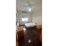 Revente - Town House -
Torrevieja - Estacion De Autobuses