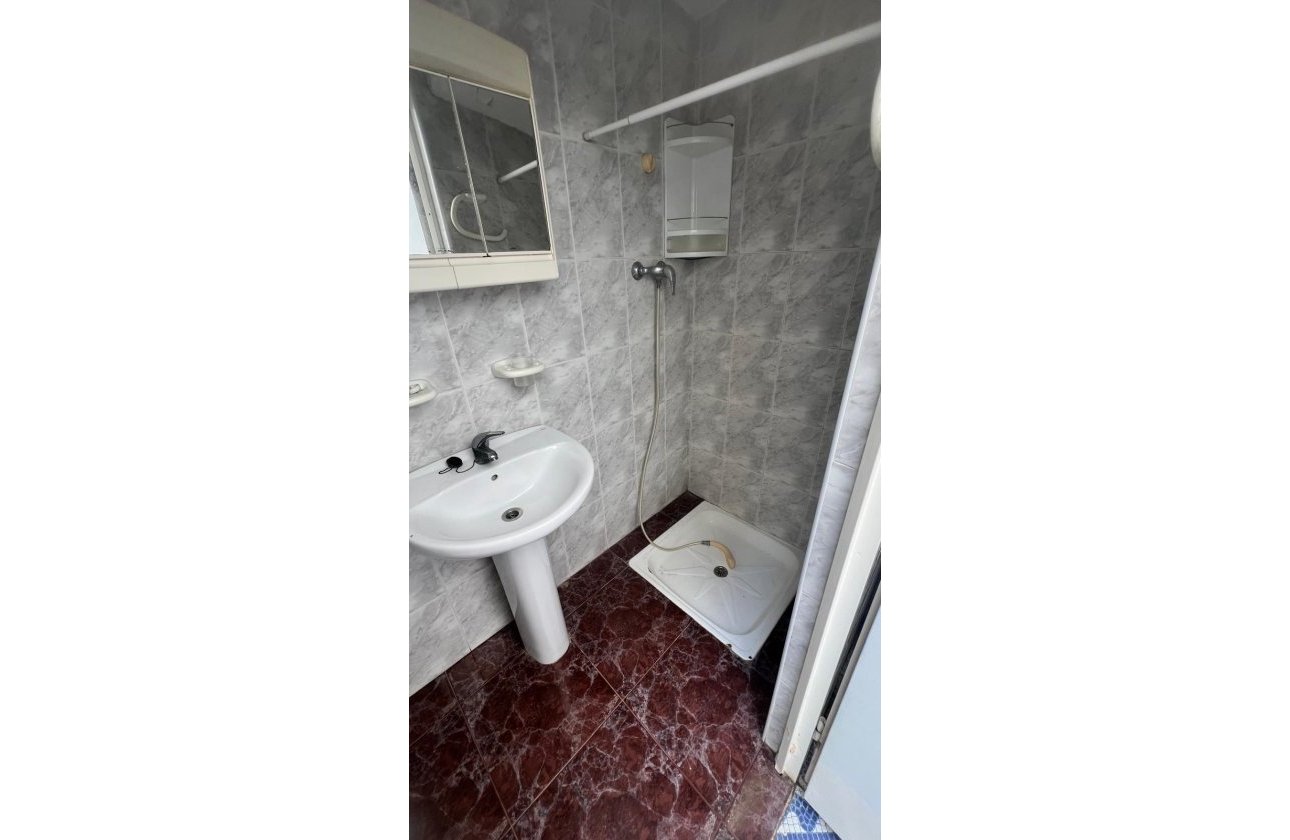 Revente - Town House -
Torrevieja - Estacion De Autobuses