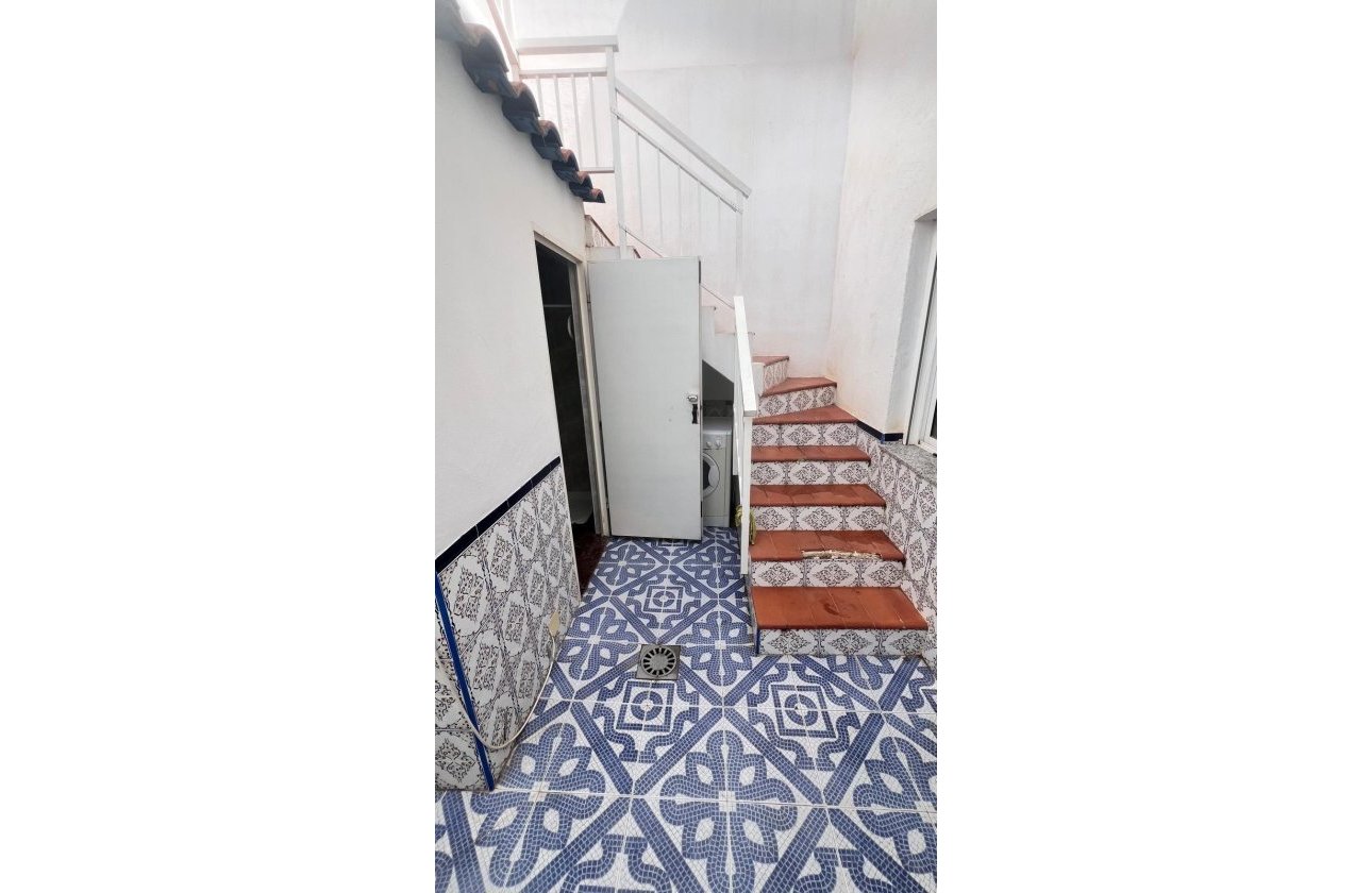 Revente - Town House -
Torrevieja - Estacion De Autobuses