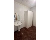 Revente - Town House -
Torrevieja - Estacion De Autobuses