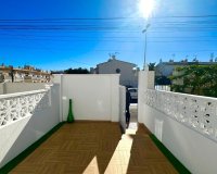 Revente - Town House -
Torrevieja - Estacion De Autobuses