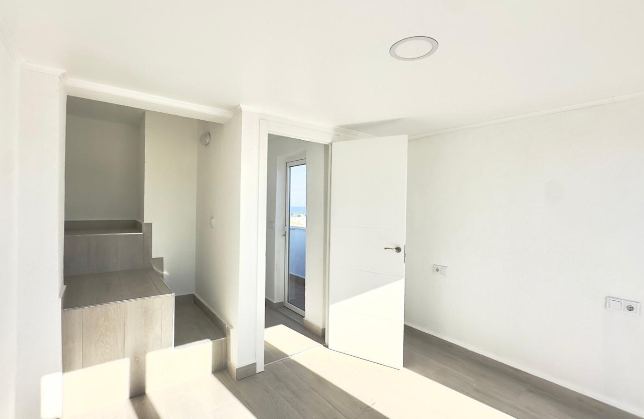 Revente - Town House -
Torrevieja - La Mata