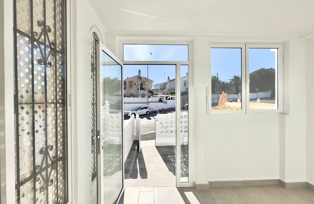 Revente - Town House -
Torrevieja - La Mata