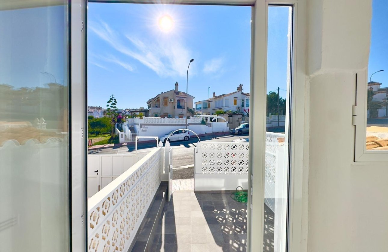 Revente - Town House -
Torrevieja - La Mata