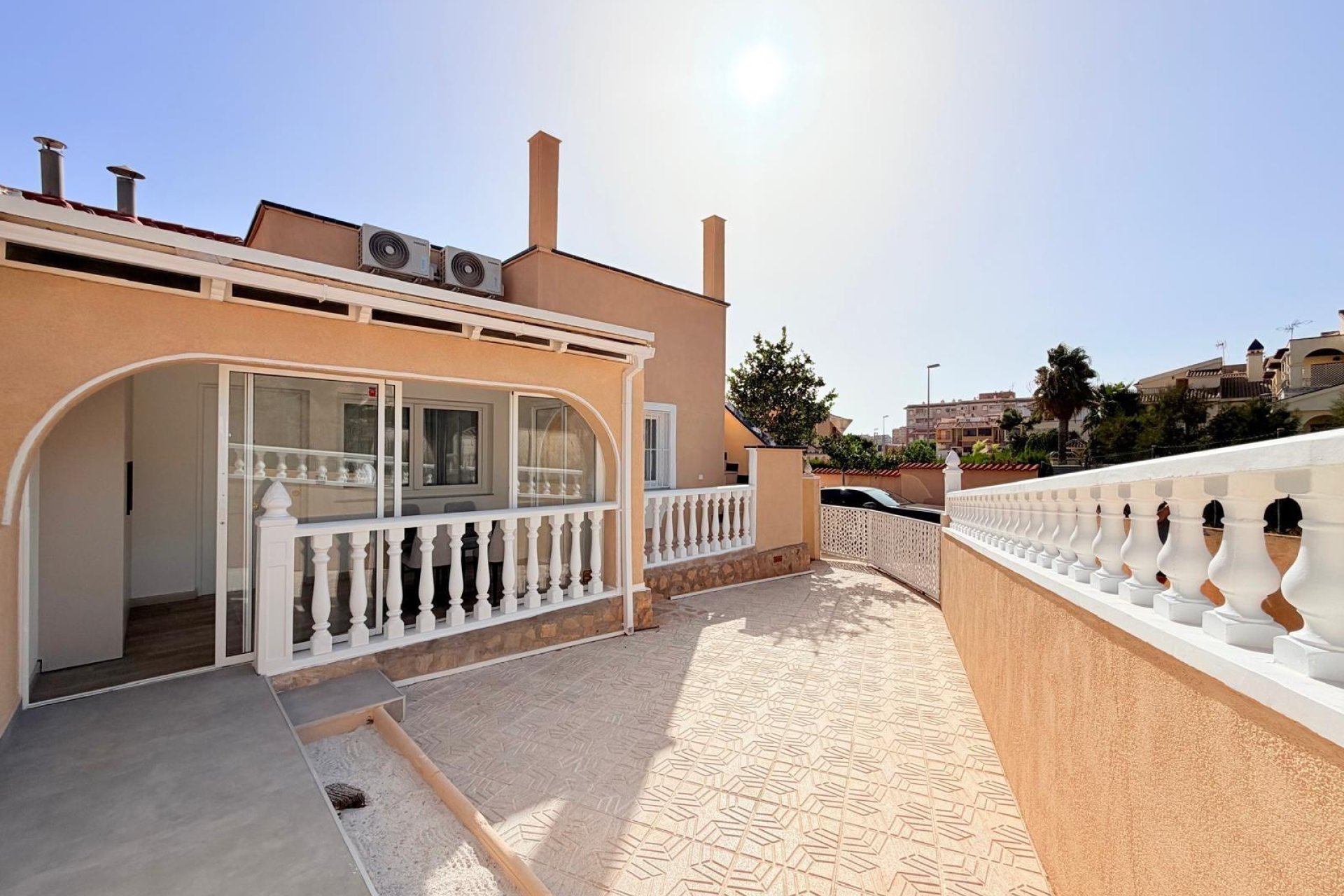 Revente - Town House -
Torrevieja - Miramar - Torre Del Moro