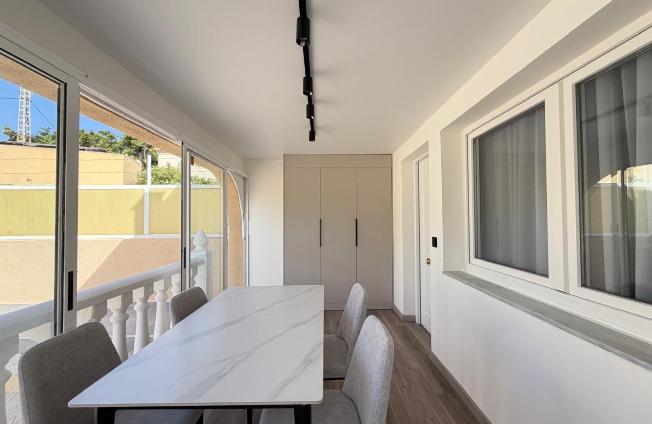 Revente - Town House -
Torrevieja - Miramar - Torre Del Moro