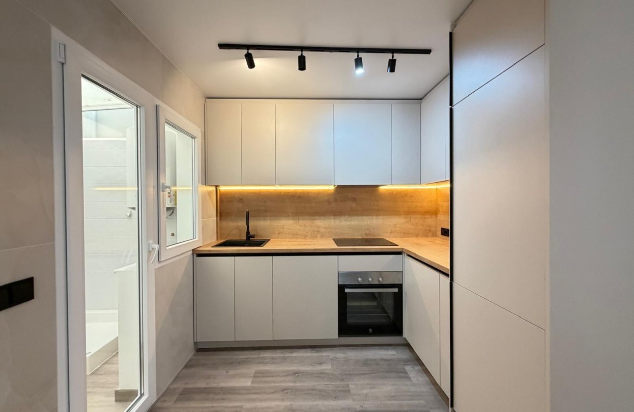 Revente - Town House -
Torrevieja - Miramar - Torre Del Moro