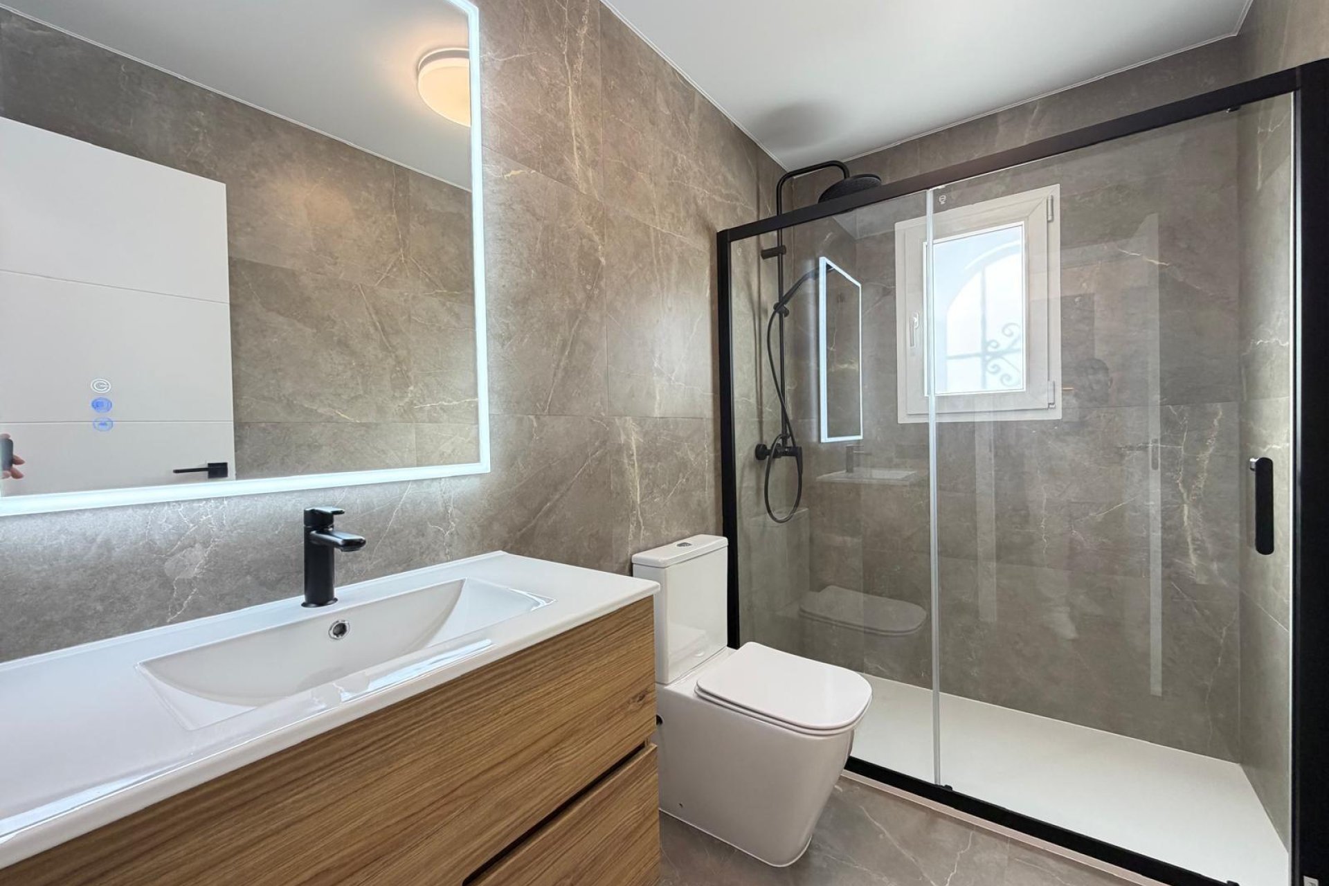 Revente - Town House -
Torrevieja - Miramar - Torre Del Moro