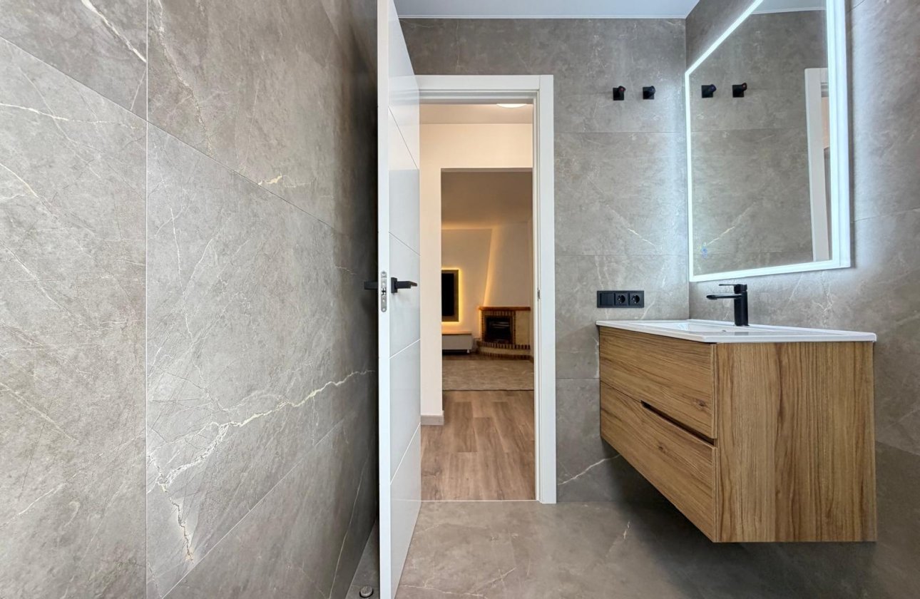 Revente - Town House -
Torrevieja - Miramar - Torre Del Moro