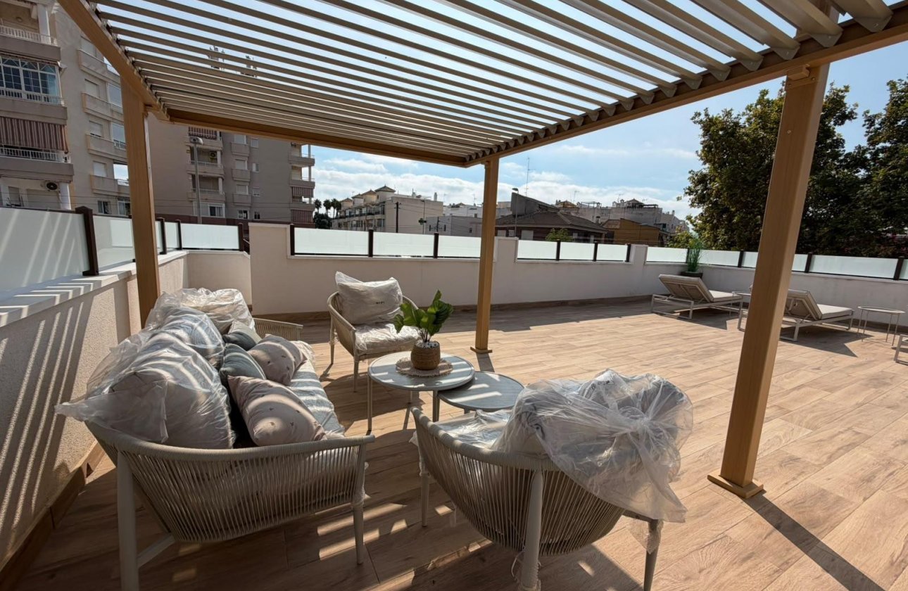Revente - Town House -
Torrevieja - Nueva Torrevieja