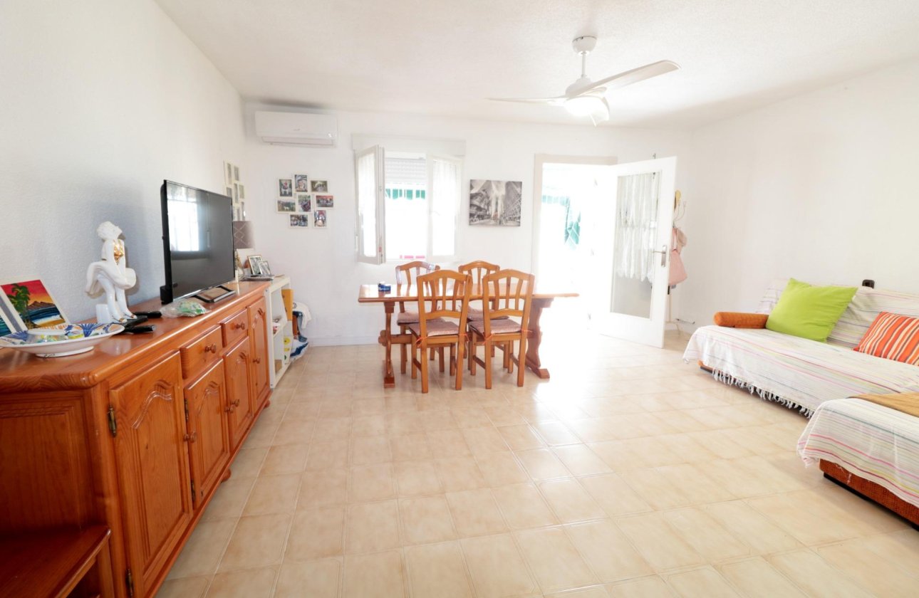 Revente - Town House -
Torrevieja - Playa De Los Naufragos