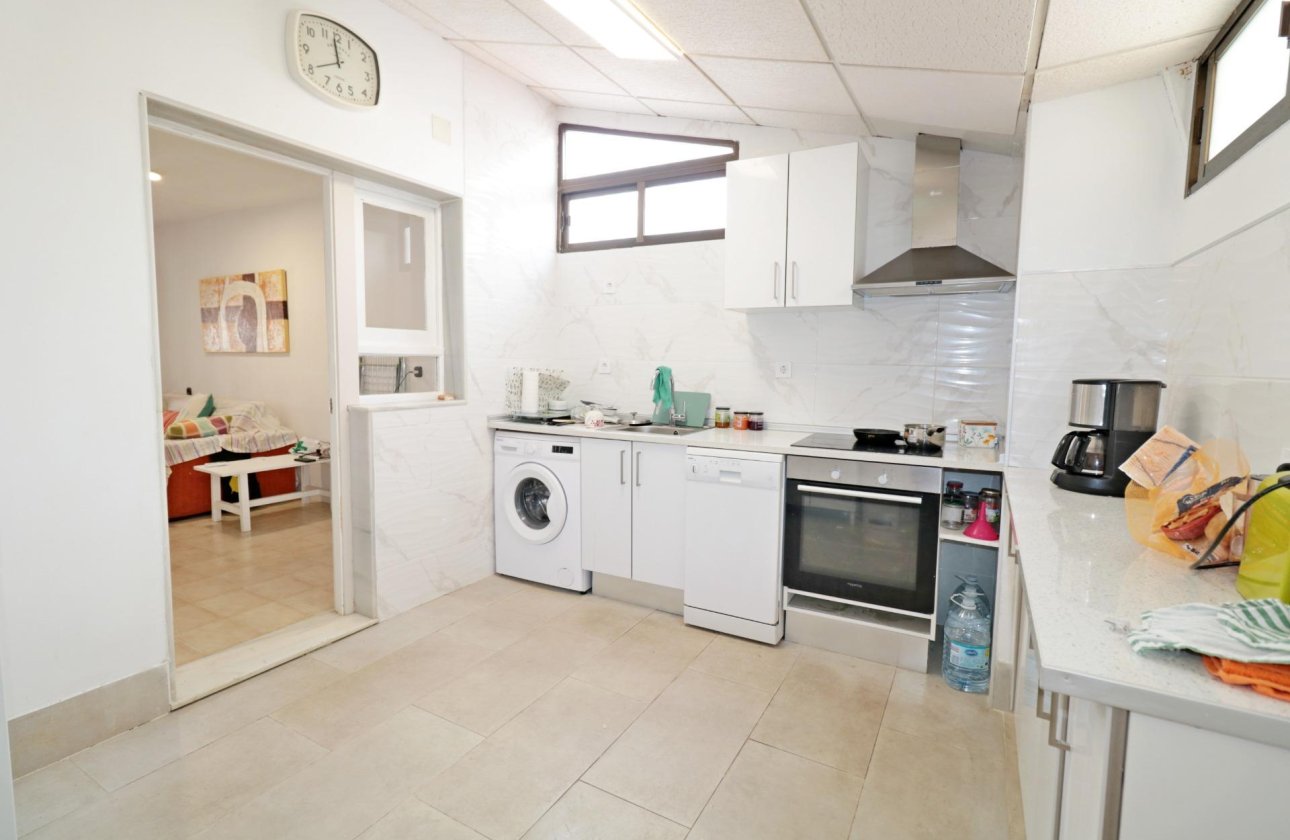 Revente - Town House -
Torrevieja - Playa De Los Naufragos