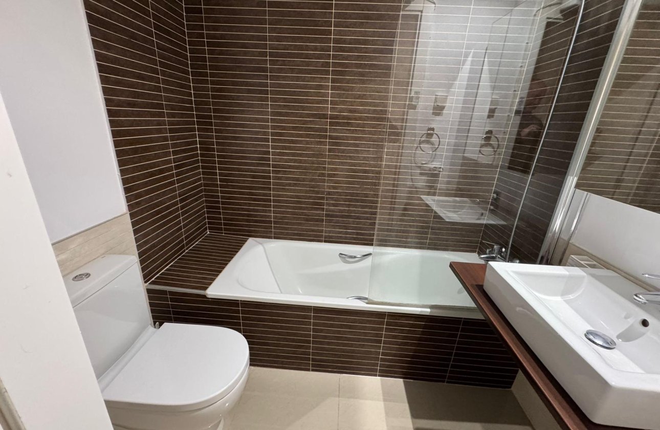 Revente - Town House -
Torrevieja - Punta Prima