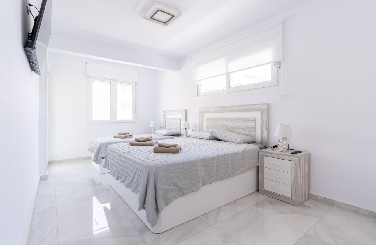 Revente - Town House -
Torrevieja - Punta Prima