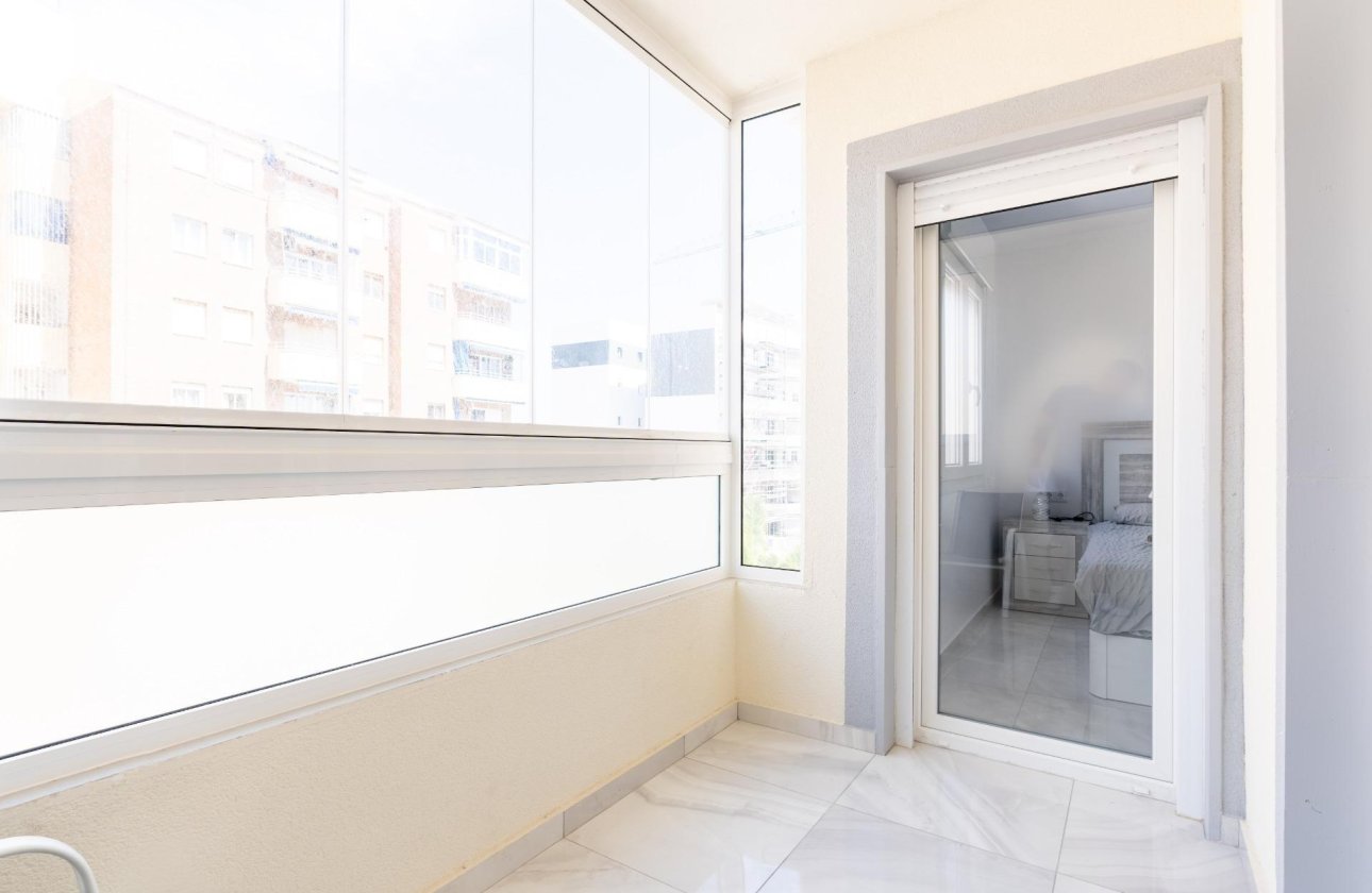 Revente - Town House -
Torrevieja - Punta Prima
