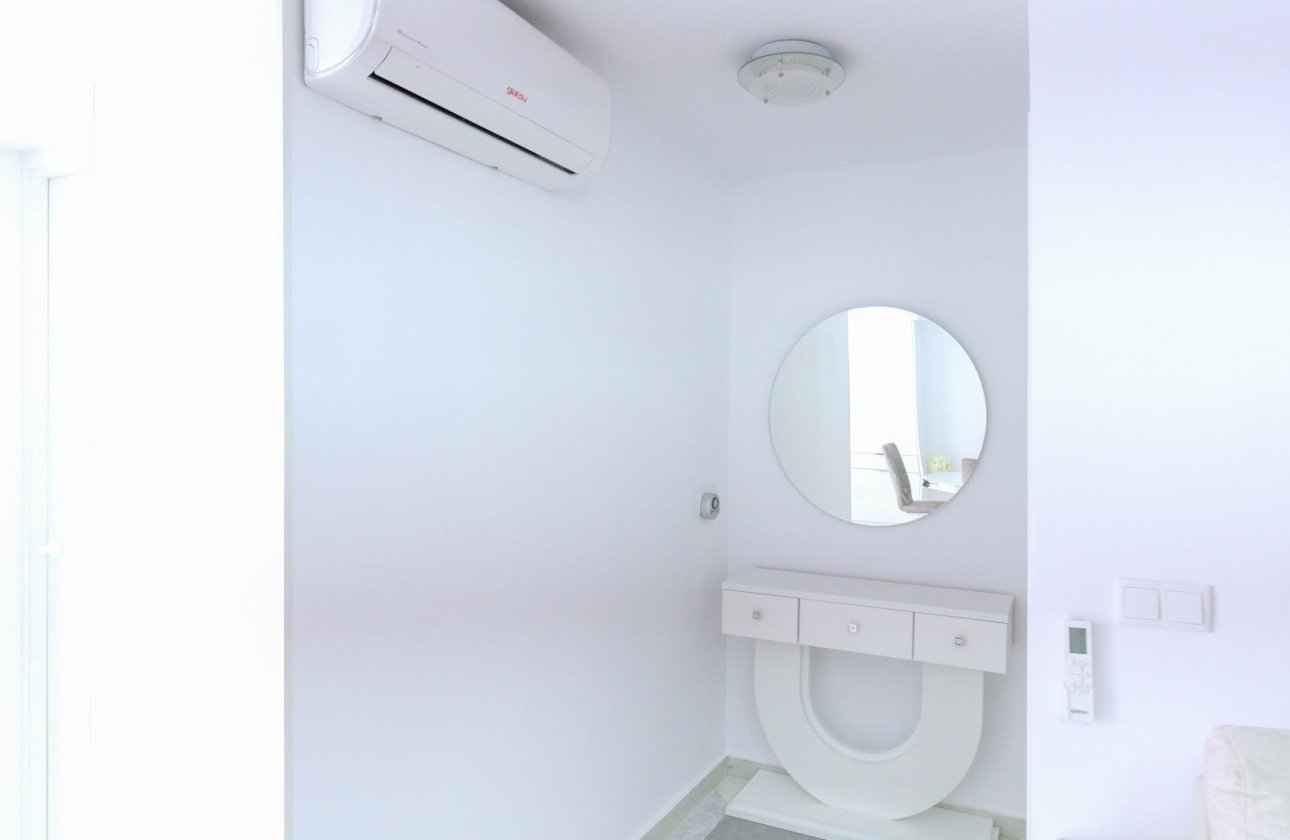 Revente - Town House -
Torrevieja - Punta Prima