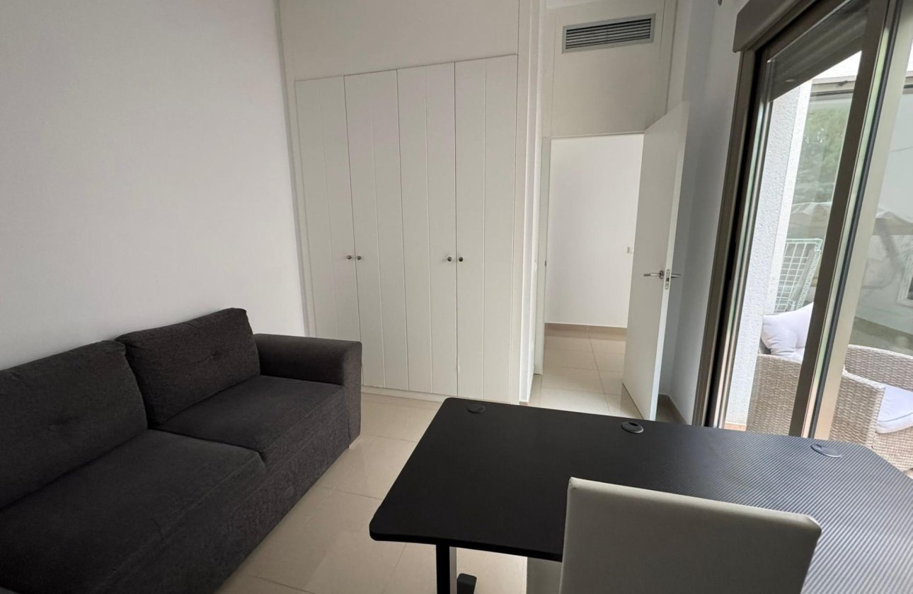 Revente - Town House -
Torrevieja - Punta Prima