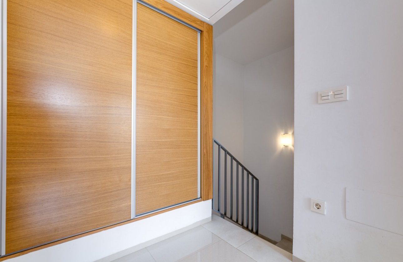 Revente - Town House -
Torrevieja - Sector 25