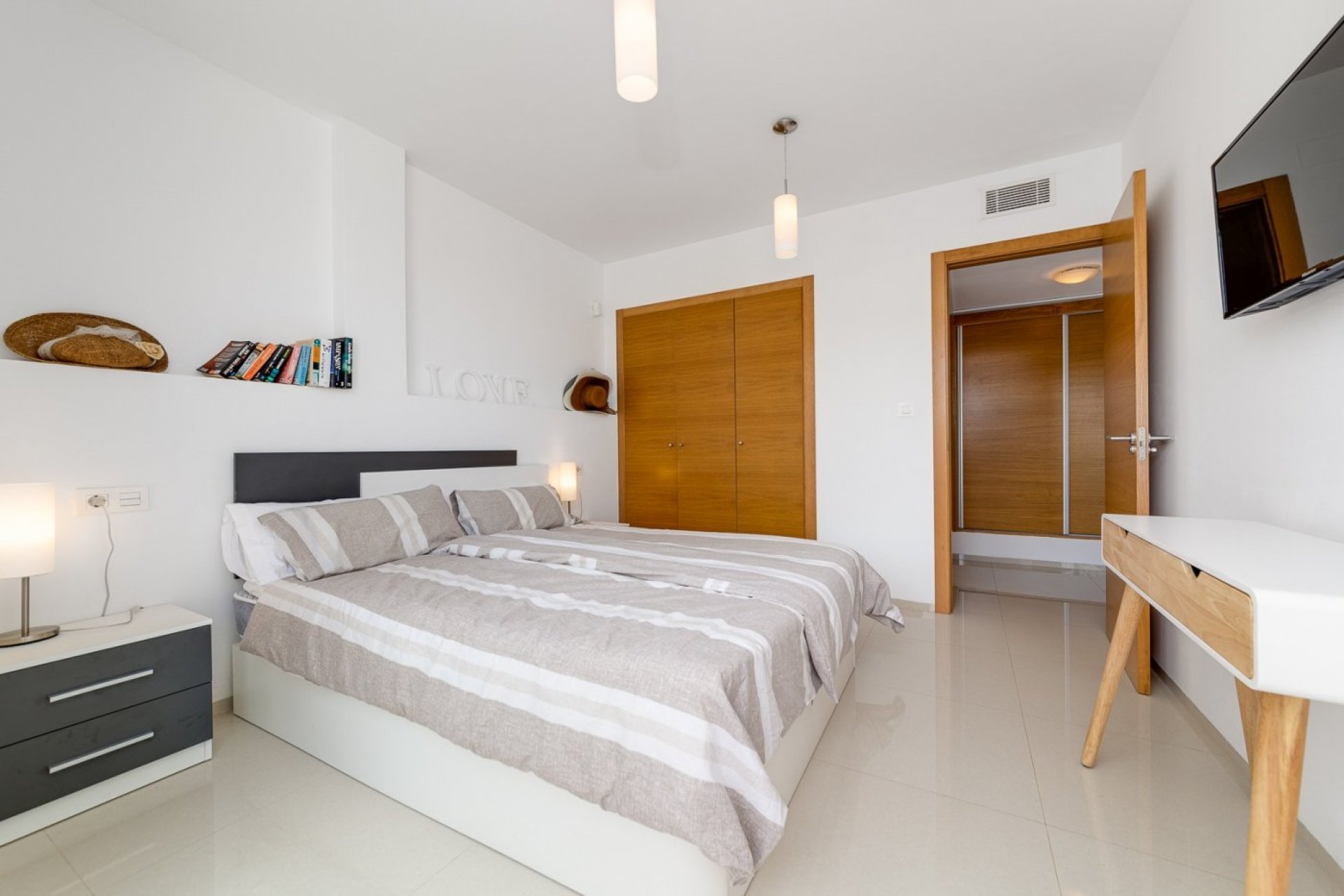 Revente - Town House -
Torrevieja - Sector 25