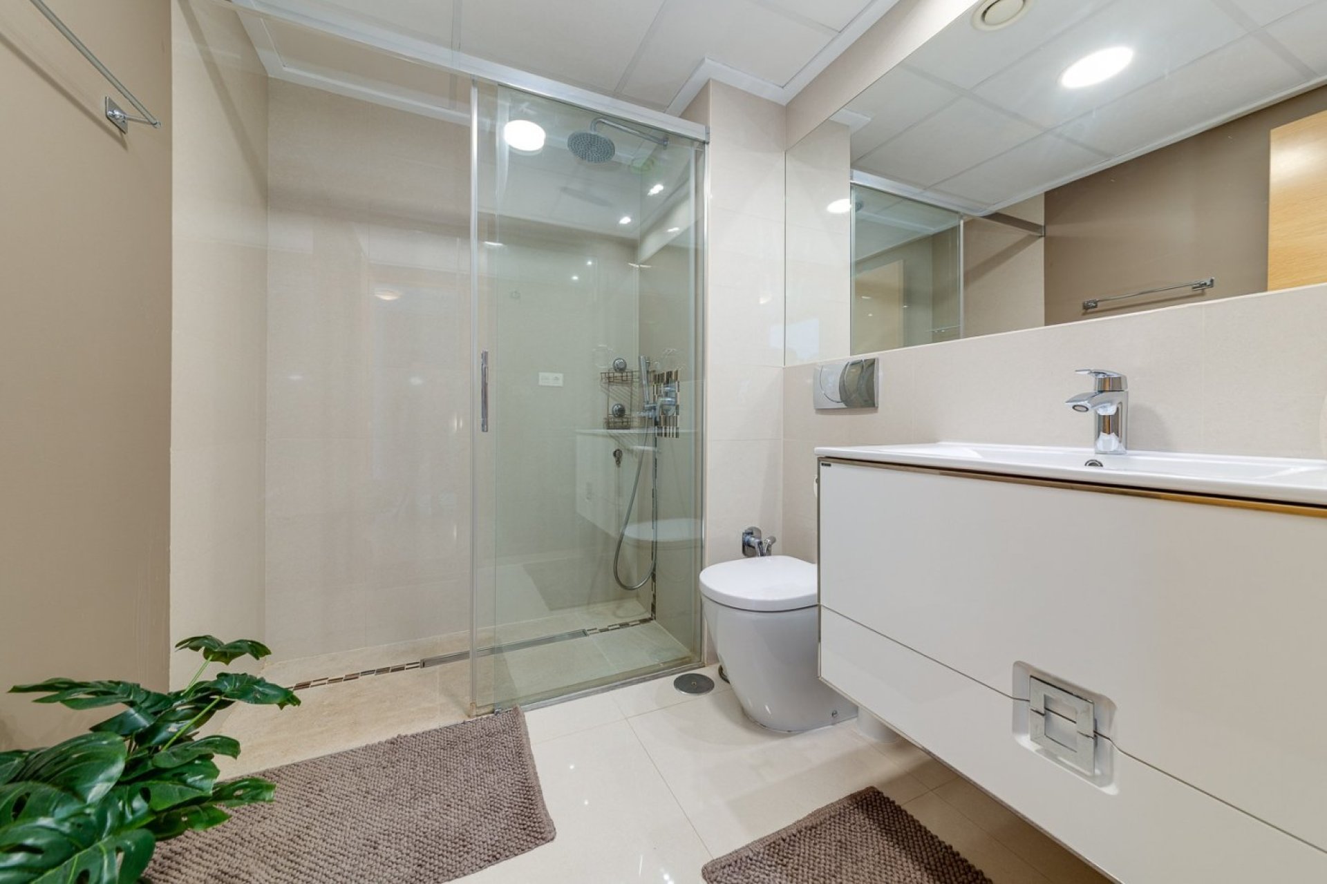 Revente - Town House -
Torrevieja - Sector 25