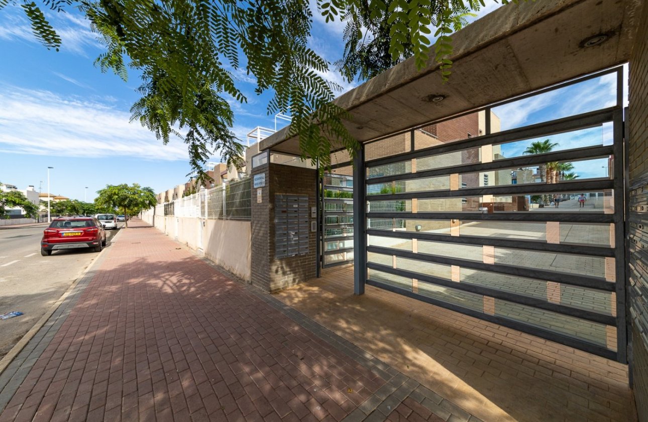 Revente - Town House -
Torrevieja - Sector 25