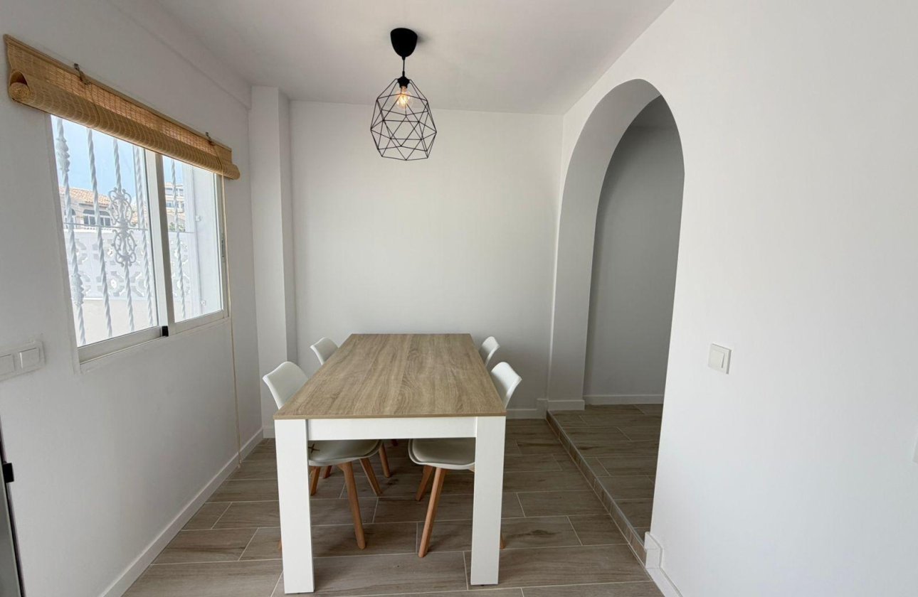 Revente - Town House -
Torrevieja - Sector 25