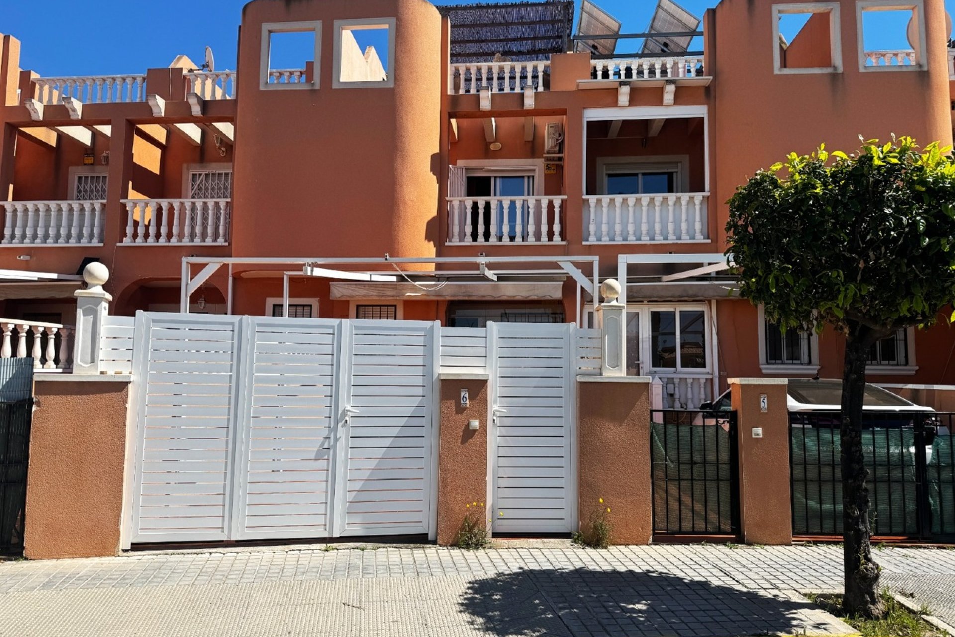 Revente - Town House -
Torrevieja