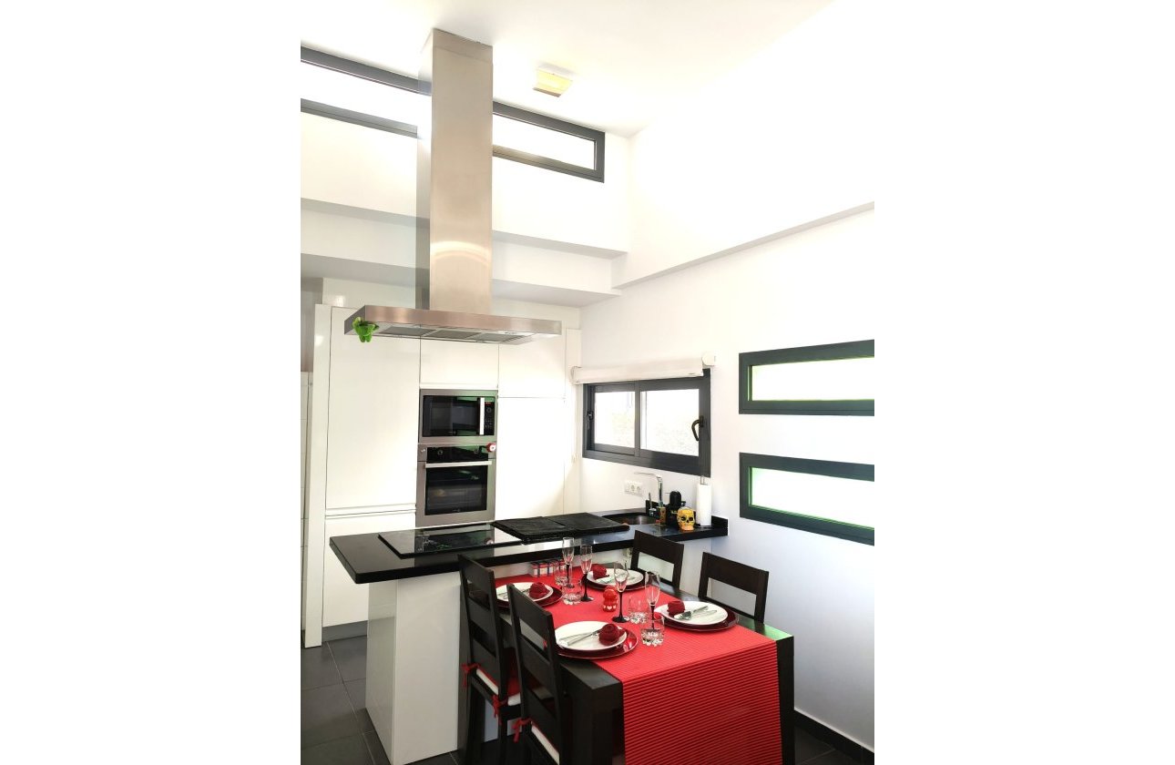 Revente - Town House -
Villamartin - Costa Blanca