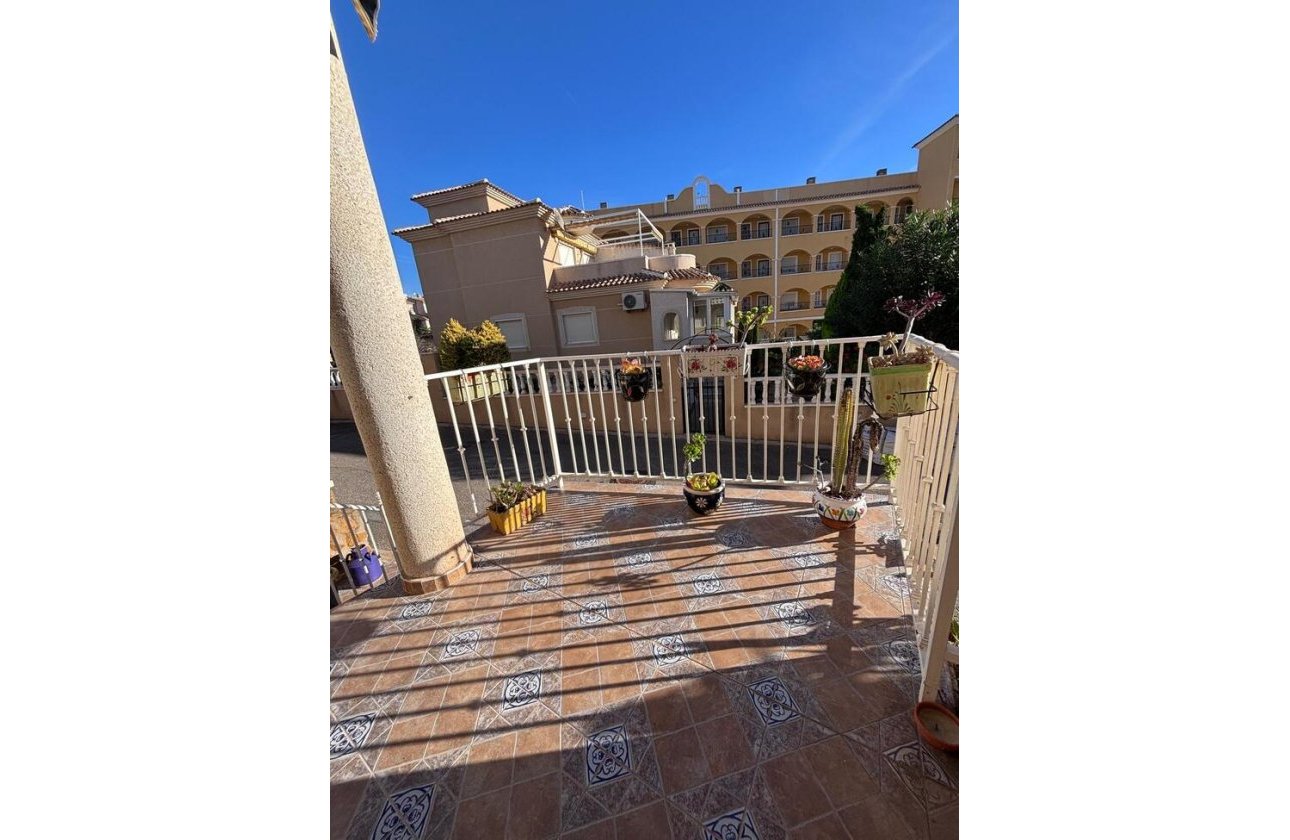 Revente - Town House -
Villamartin - Costa Blanca