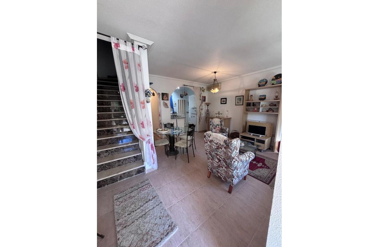 Revente - Town House -
Villamartin - Costa Blanca