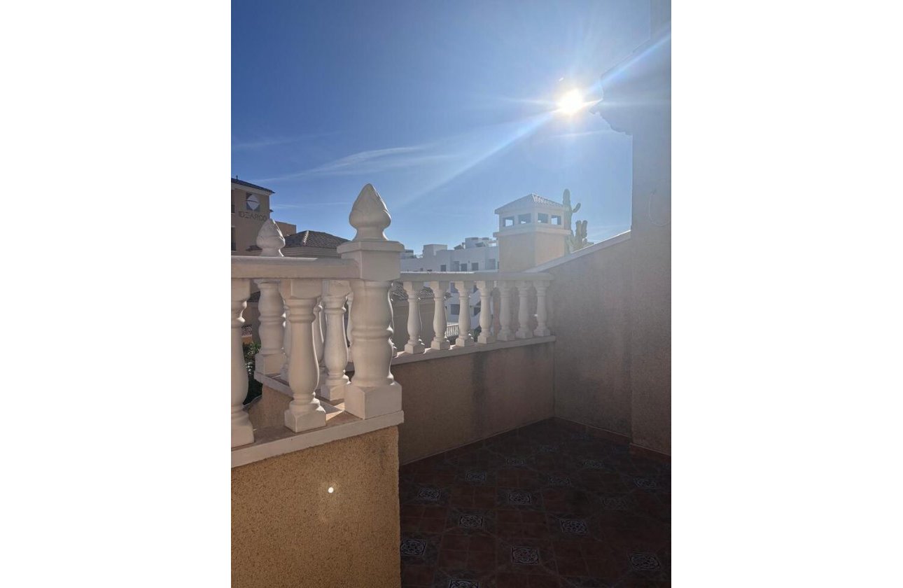 Revente - Town House -
Villamartin - Costa Blanca