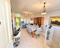 Revente - Town House -
Villamartin - Costa Blanca