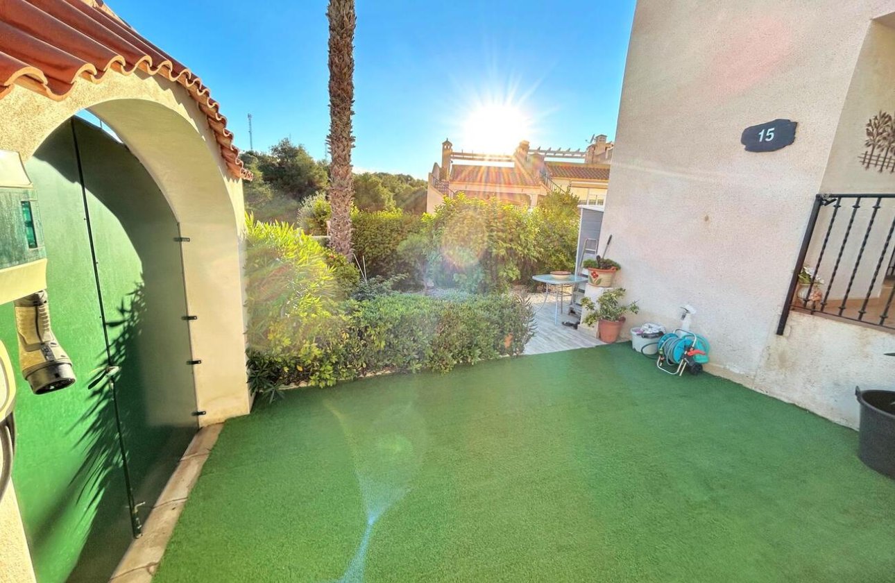 Revente - Town House -
Villamartin - Costa Blanca