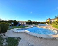 Revente - Town House -
Villamartin - Costa Blanca