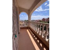 Revente - Town House -
Villamartin - Costa Blanca