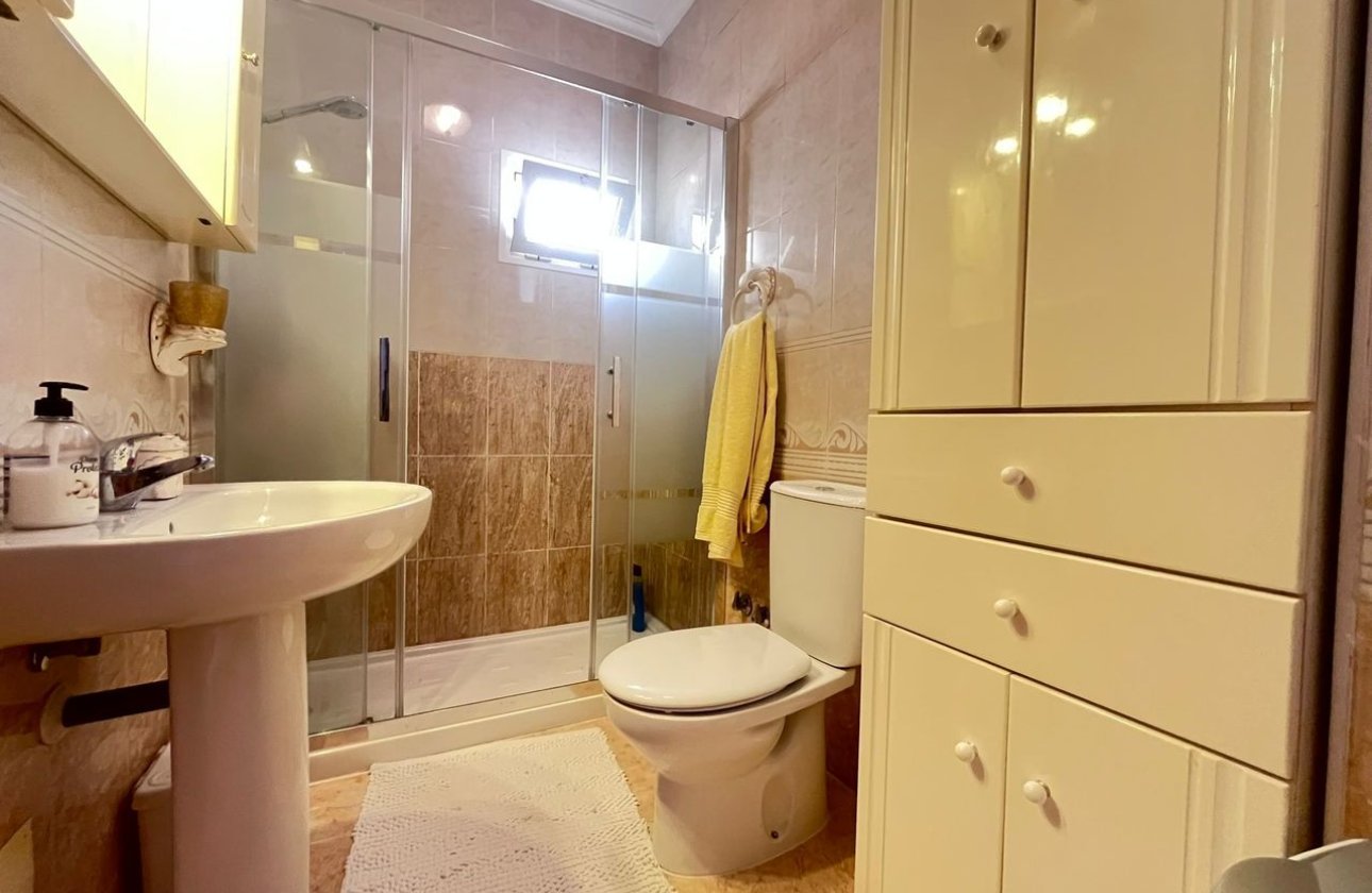 Revente - Town House -
Villamartin - Costa Blanca