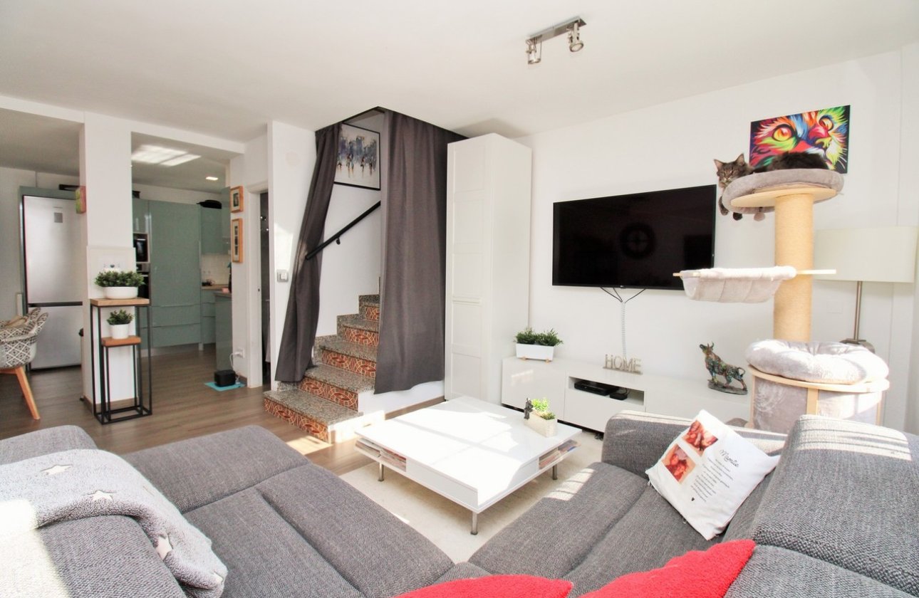 Revente - Town House -
Villamartin - Costa Blanca