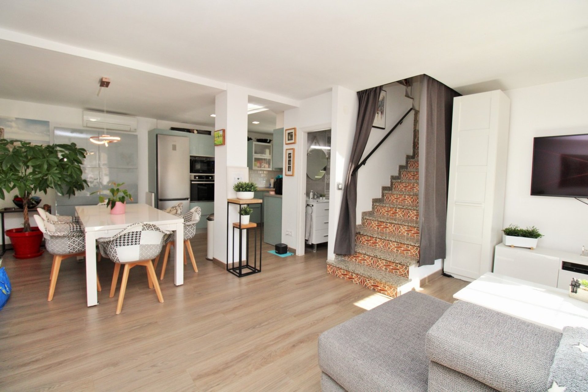 Revente - Town House -
Villamartin - Costa Blanca