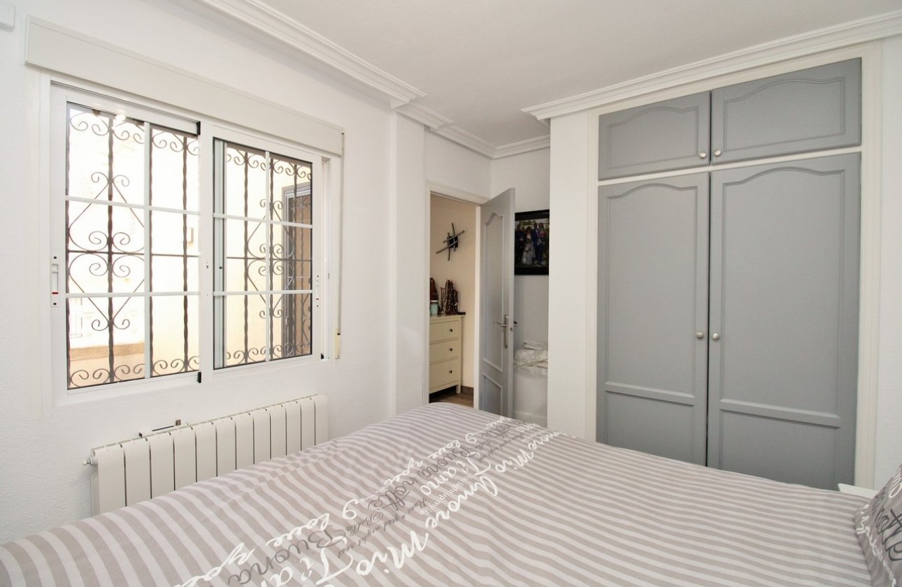 Revente - Town House -
Villamartin - Costa Blanca
