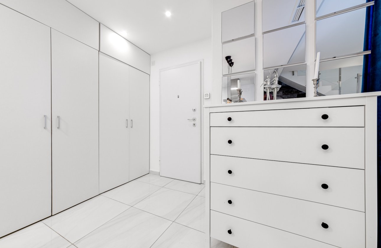 Revente - Town House -
Villamartin - Costa Blanca