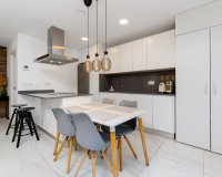 Revente - Town House -
Villamartin - Costa Blanca