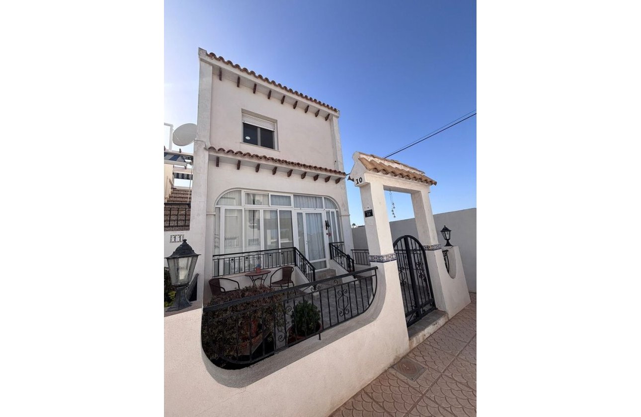 Revente - Town House -
Villamartin - Costa Blanca